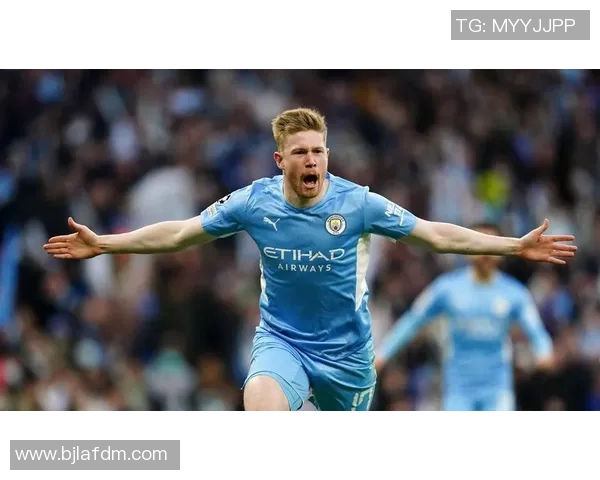 足球巨星开启线上直播互动畅谈赛场点滴分享独家幕后故事